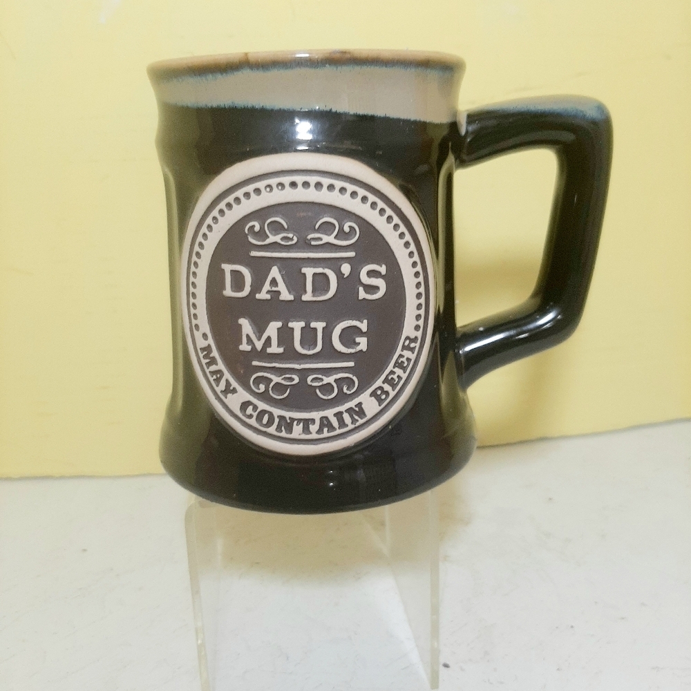 Humorous Black and Beige Dad's Mug